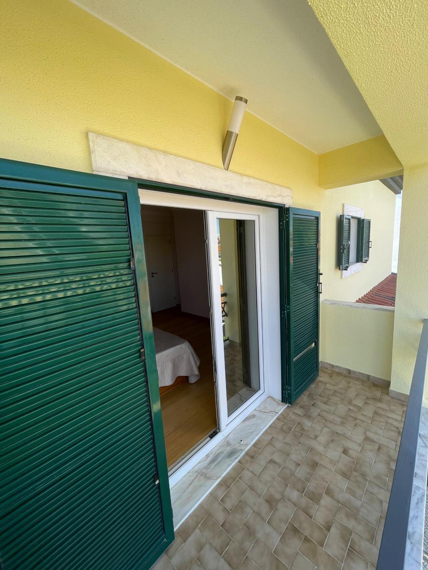 Lolik Villa Sobreda Exterior foto